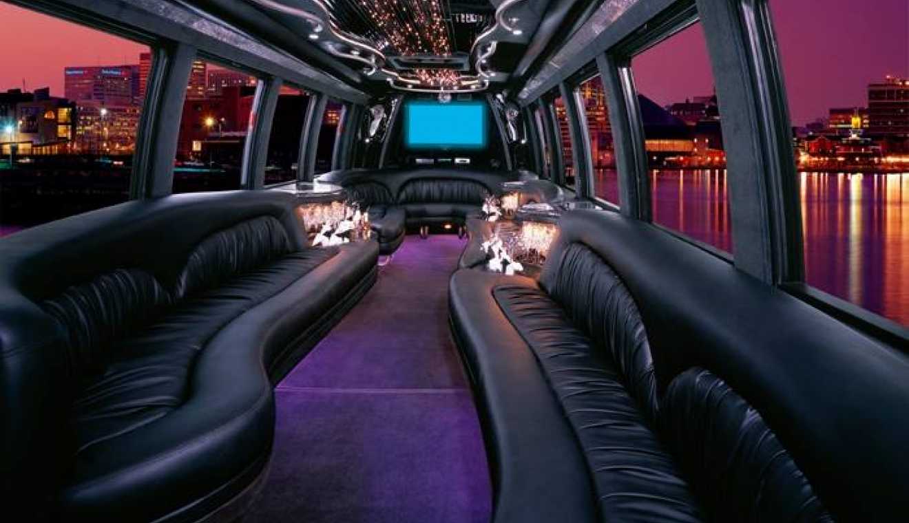 Bachelorette Party Unforgettable with Jake’s Luxury Limo Car Service